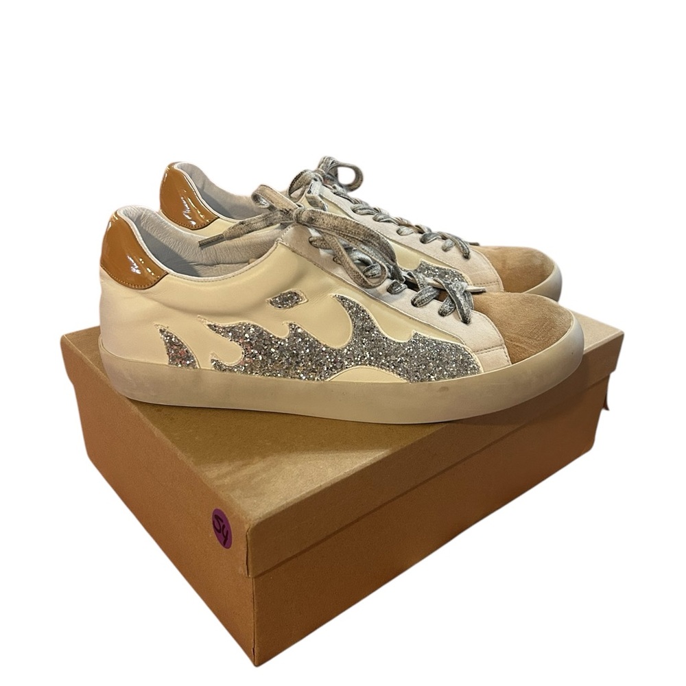 SOLD SOLDGamin Camel Sneakers Leathere Upper Glitter Accent SOLD SOLD